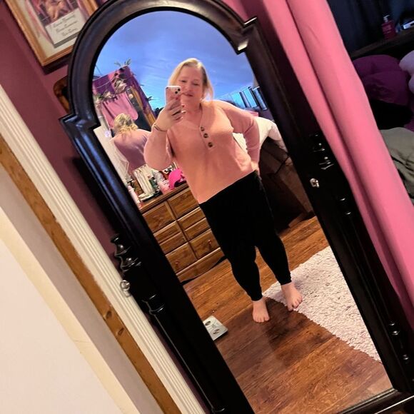 Time & Tru Medium Pink Cropped Sweater W/ Buttons - Picture 2 of 12